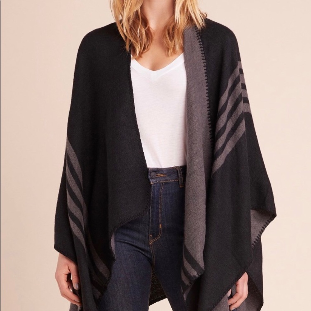 Brand new BB Dakota poncho scarf!